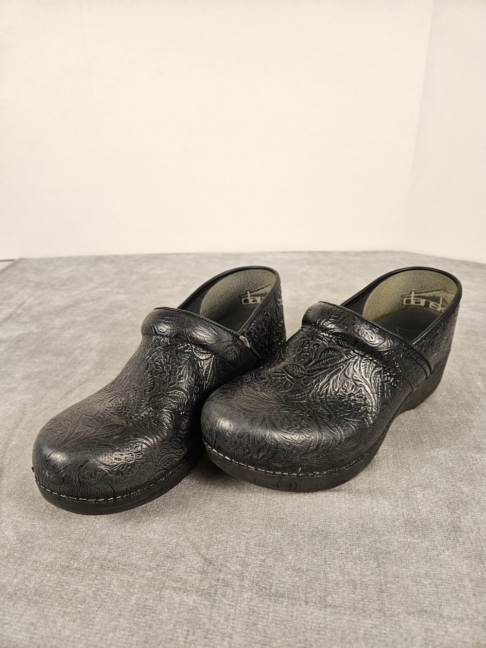 Dansko Women's Black Embossed Floral Leather Clogs EU 42 US 11.5-12